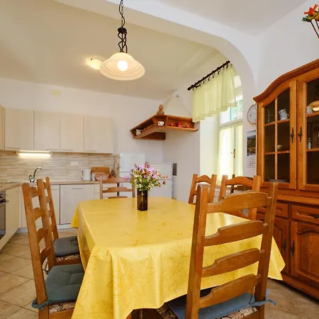 Kapetanova Kuca Appartement Martinšćica