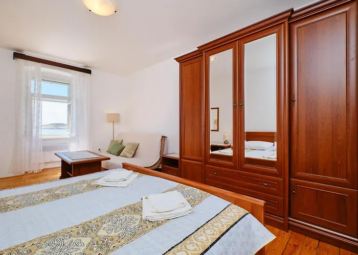 Kapetanova Kuca アパート